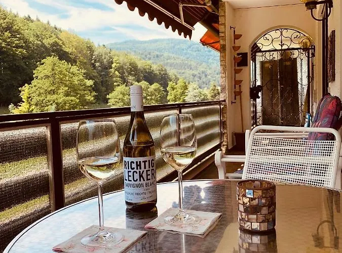 Black Forest Lägenhet *